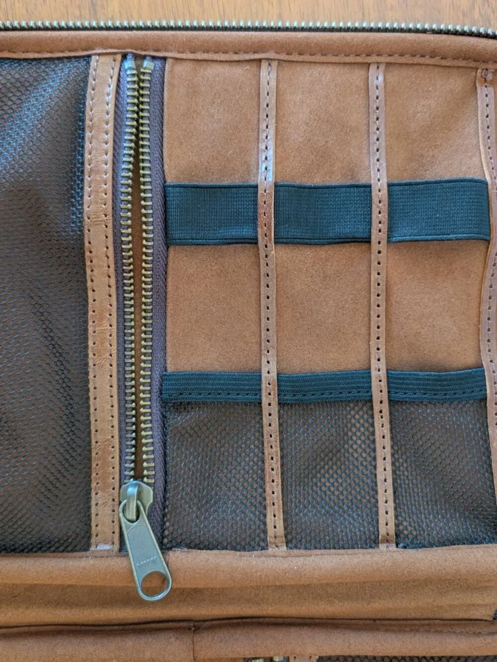 Satchel & Page Leather Tech Organizer